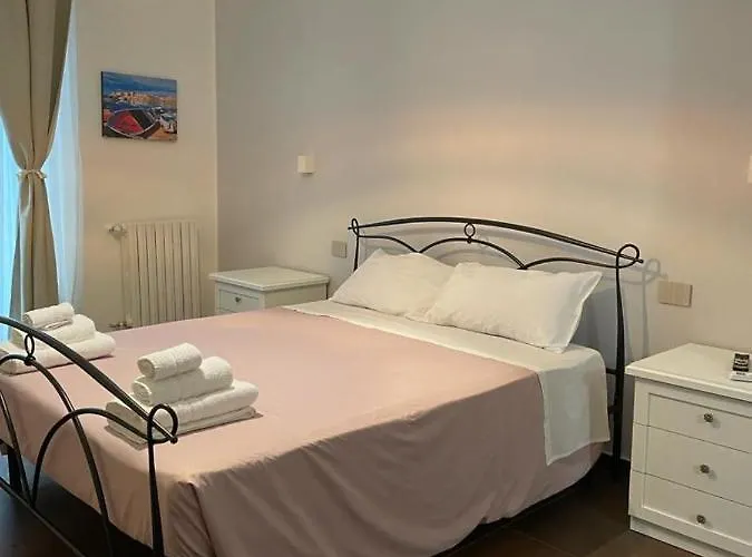 Oda ve Kahvaltı Relais Petruzzelli Bari